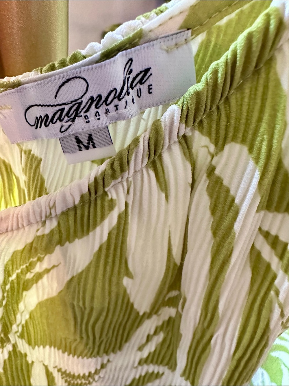 Magnolia Green and White Leaf-Print Sleeveless Top LIKE NEW WITH NO TAGS - Picture 6 of 8